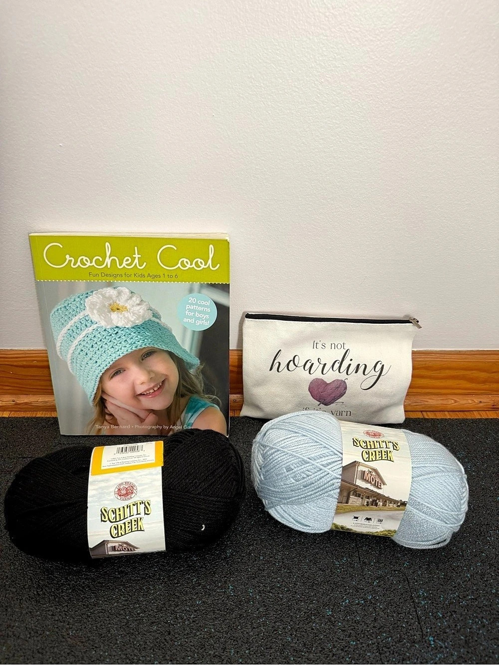 Crochet Starter Bundle | 13 Hooks, Schitt’s Creek Yarn, Book & Pouch